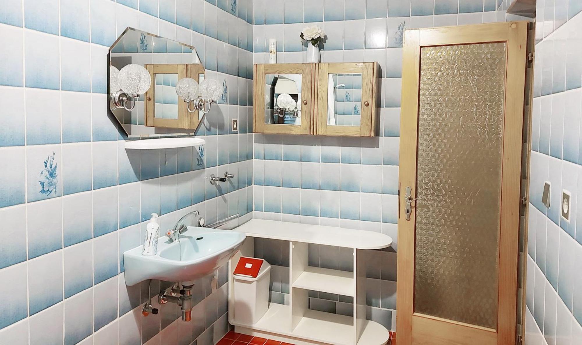 סנג' Holiday House With Seaview מראה חיצוני תמונה