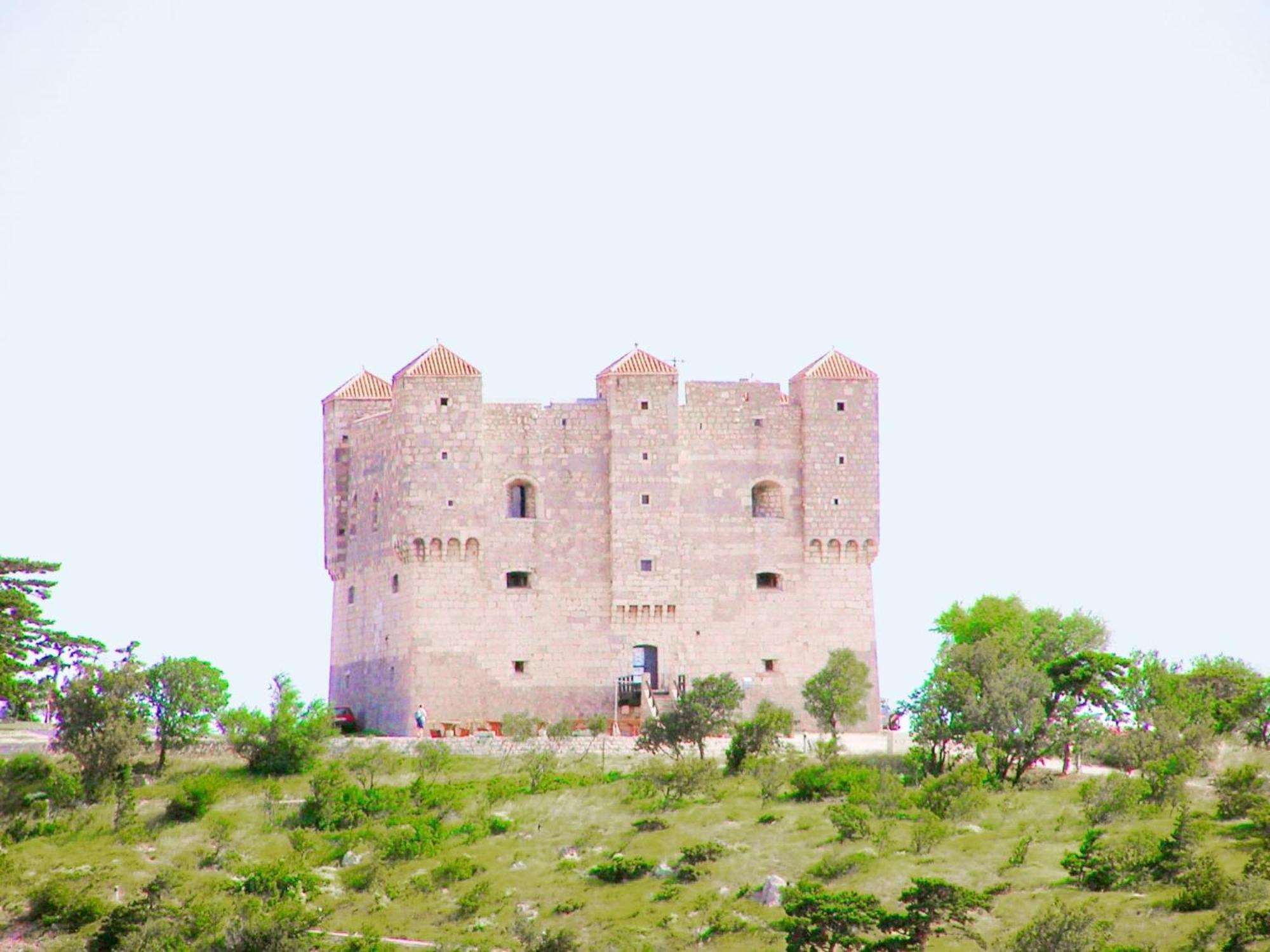סנג' Holiday House With Seaview מראה חיצוני תמונה